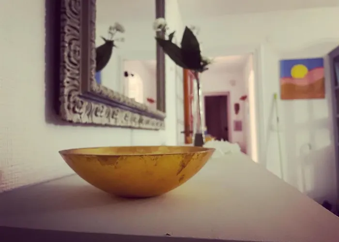 Tres Bel Avec Piscine Et Tennis Entre Amis Ou En Famille