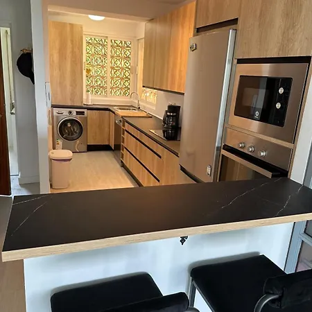 Très Bel Avec Piscine Et Tennis Entre Amis Ou En Famille *