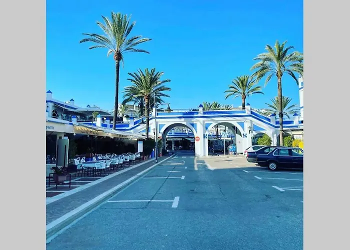 Très Bel Avec Piscine Et Tennis Entre Amis Ou En Famille *