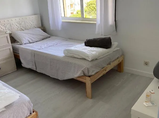 Très Bel Avec Piscine Et Tennis Entre Amis Ou En Famille Estepona